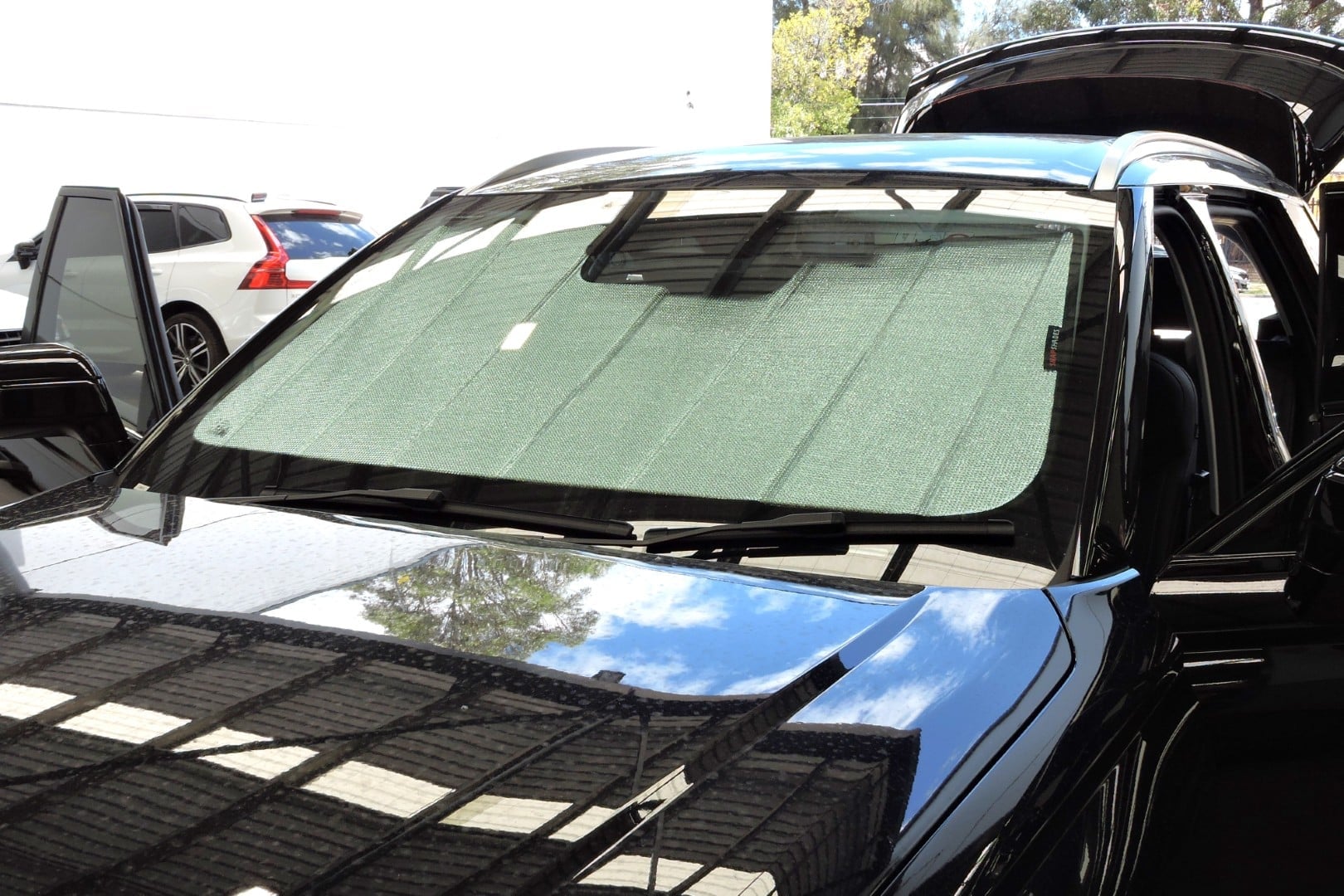 Jaecoo Folding Windshield Sun Shade